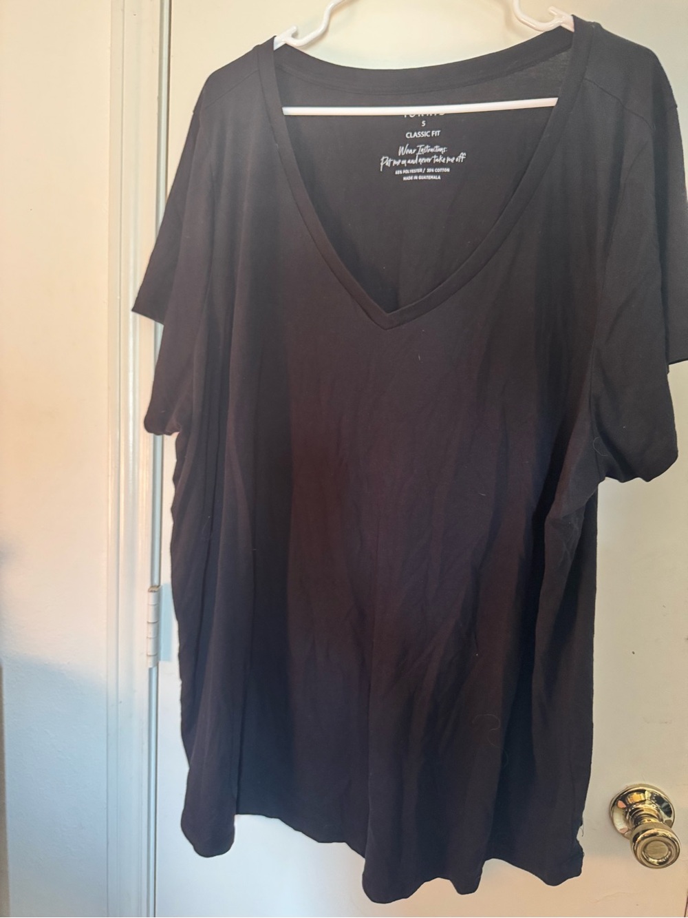 Torrid 5x Classic Fit Black V-Neck Shirt